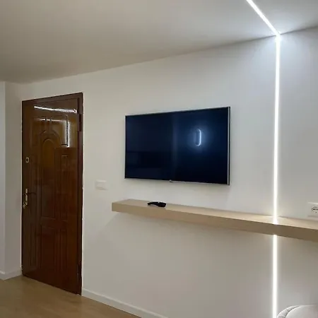Tesa Studio Διαμέρισμα Τίρανα