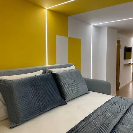 Tesa Studio Apartment Tirana